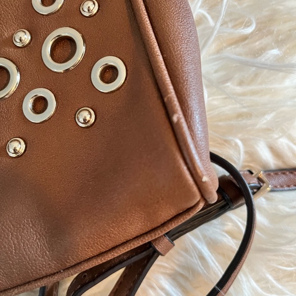 Guess Convertible Crossbody Wristlet Bag Brown - Picture 5 of 7